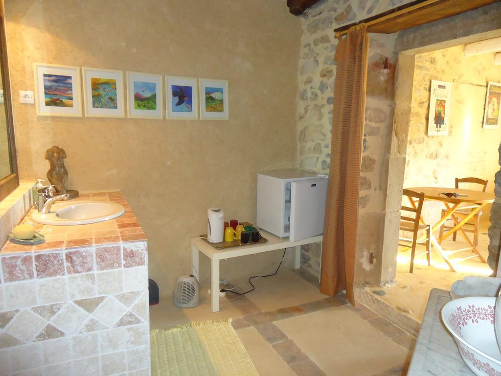 Bed and Breakfast La Colline Bleue Бан Экстерьер фото